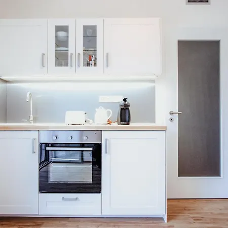 Turnkey I Balcony By National Memorial Apartment Prag